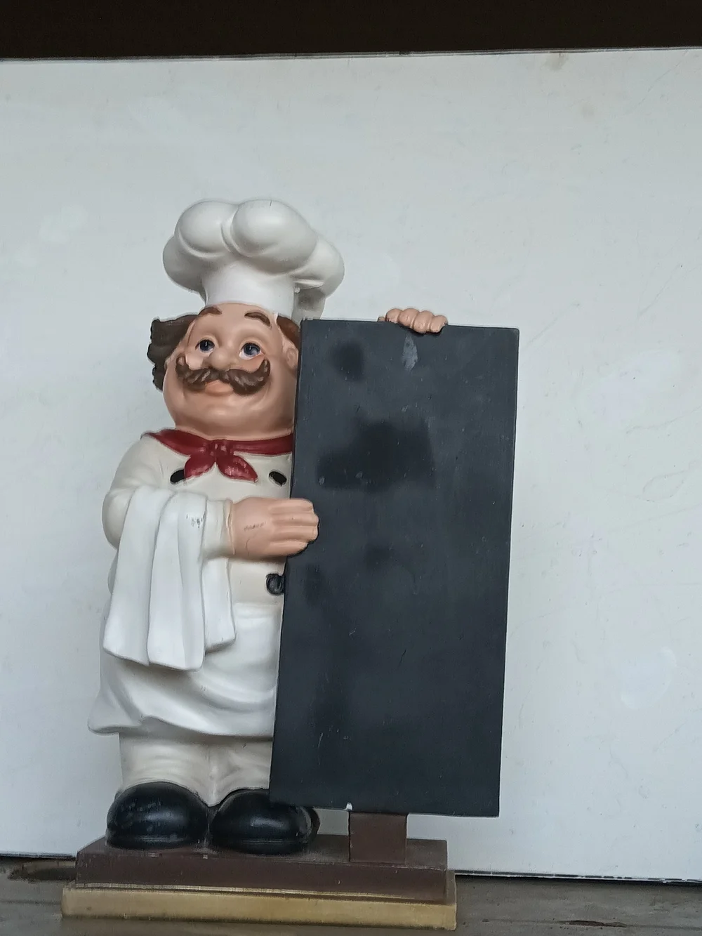 Vtg Chef Figurine Chalkboard Sign – White Chef with Black Chalkboard